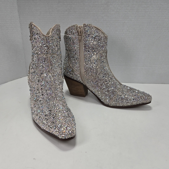 Sincerly Jules Shoes - Sincerely Jules Silver Rhinestone Shimmering Cowboy Cowgirl Ankle Booties Size 7